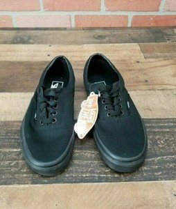 vans era classic all black skate shoes