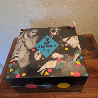Fettes Brot-3 Is Ne Party, 2CD, Box-Set,Premium Fan Edition inkl. Cap, Postkarte