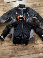 SixSixOne 661 Evo D30 Armor Compression ADV M...