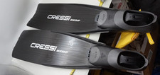 Cressi Gara 2000 HF Fins 11/12 USA Nero/Black Long blades NOB free ship USA only