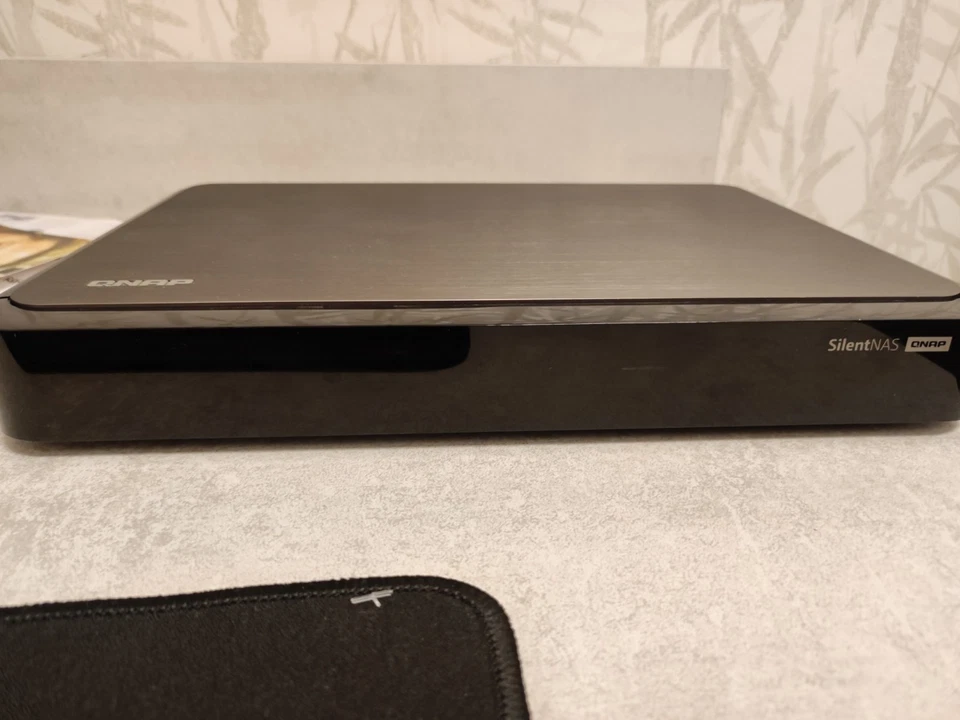 QNAP HS-251 - Image 2 of 4