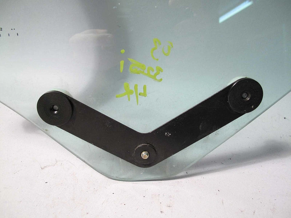 Cuarto de cristal trasero izquierdo convertible BMW E46 serie 3 2000-2006 usado OEM Foto 3 de 3