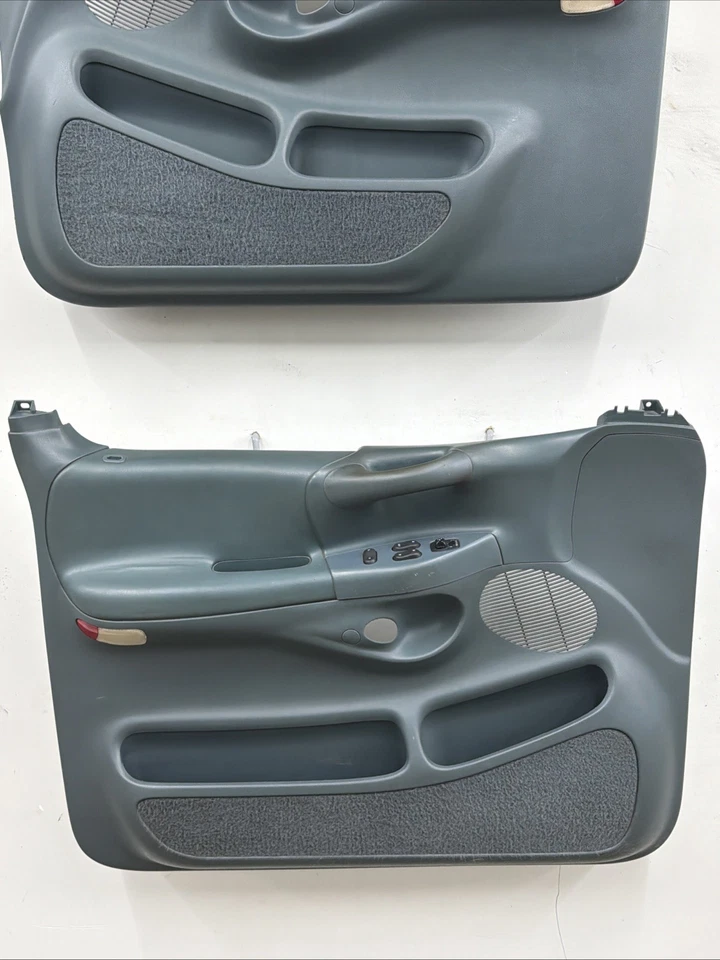 Ford F-150 1997-1998 par de paneles de puertas eléctricas verdes OEM Foto 2 de 4