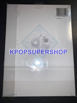 GWSN The First Artist Book '01 Girls in the Park Photobook