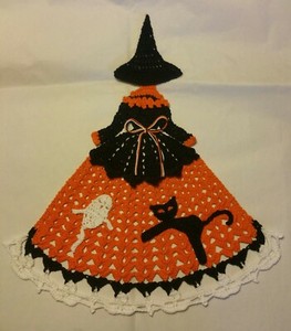 Crochet Crinoline Lady Doily - Halloween Witch with Cat