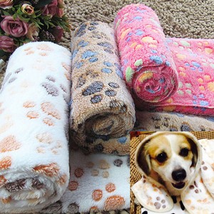 New-Warm-Pet-Mat-Small-Large-Paw-Print-Cat-Dog-Puppy-Fleece-Soft-Blanket-Cushion