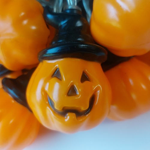 Halloween Pumpkin String Lights with Witch Hat, 20 LED Lights, Battery Powered - Picture 3 of 7