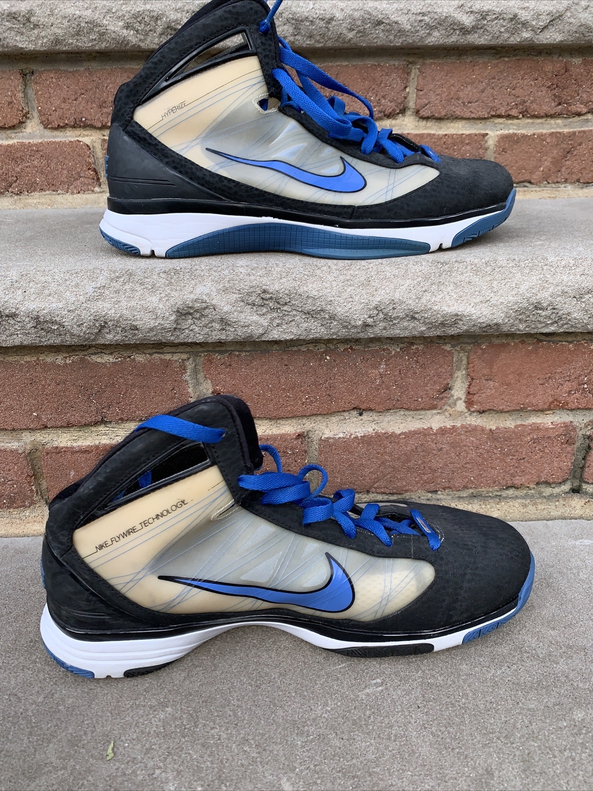 Size 10.5 Nike Hyperize Black Blue White Basketball Shoes 367173 041