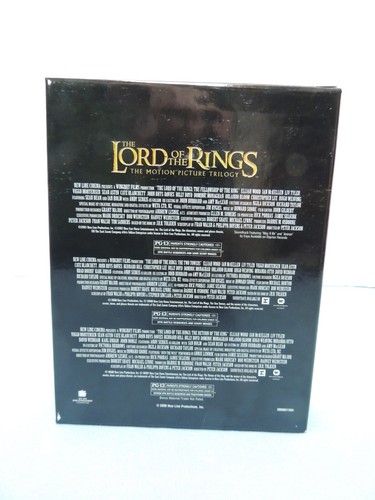 The LORD OF THE RINGS ~ The Motion Picture Trilogy Box Set (BLU RAY + Digital) - Picture 7 of 7