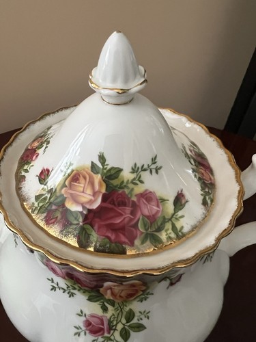 Royal Albert Old Country Roses Teapot Cream Sugar Set - Picture 12 of 23