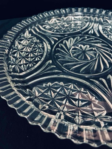 Anchor Hocking “Thousand Lines” OR “Stars And Bars” Sandwich Tray - Picture 3 of 7