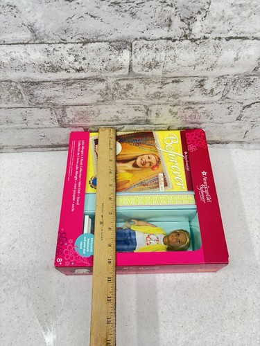 American Girl Beforever Julie Mini Puppe & Bücher - Bild 6 von 8
