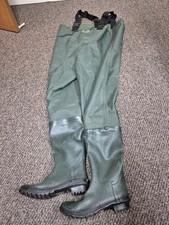 Hodgeman Wadders 10 o 42