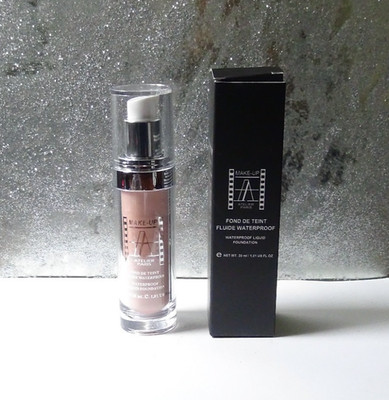 Make-Up Atelier Paris Waterproof Liquid Foundation in FLWP Porcelain 30ml Neu