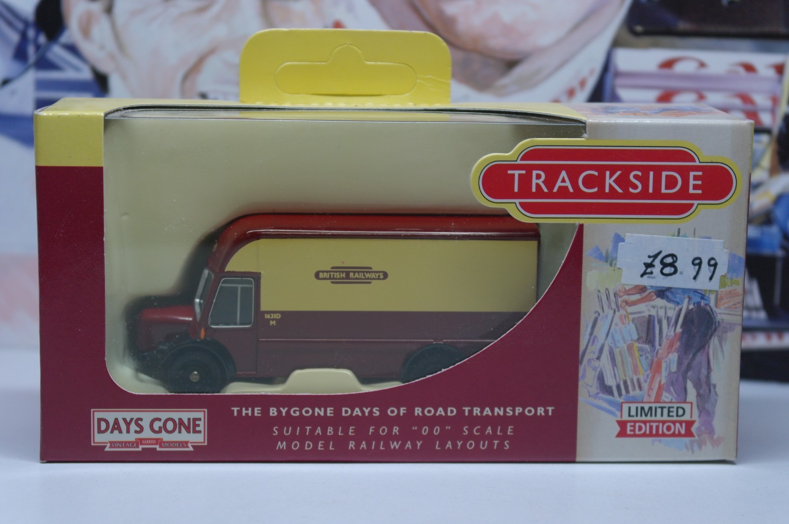 CORGI TRACKSIDE - VA NODDY VAN - BRITISH RAIL - 1/76 SCALE / 00 GAUGE - DG174001 thumbnail 2