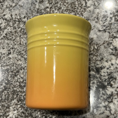 Le Creuset Citris 6” Poterie Crock - Yellow Orange Ombre Citrus Utensil Holder - Picture 2 of 4