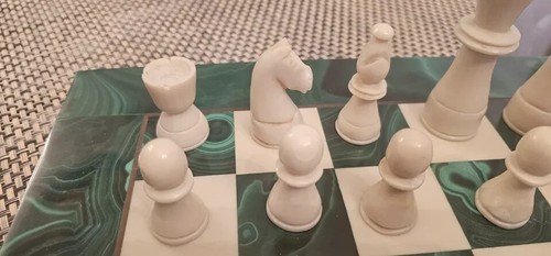 Vintage Green Jade Malachite & White Marble Chess Set And Board Handmade Gifts - Picture 10 of 16