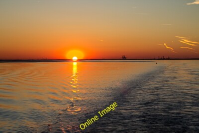 Foto 6x4 Sonnenuntergang auf der Themse, Essex Canvey Island aus gesehen t c2014