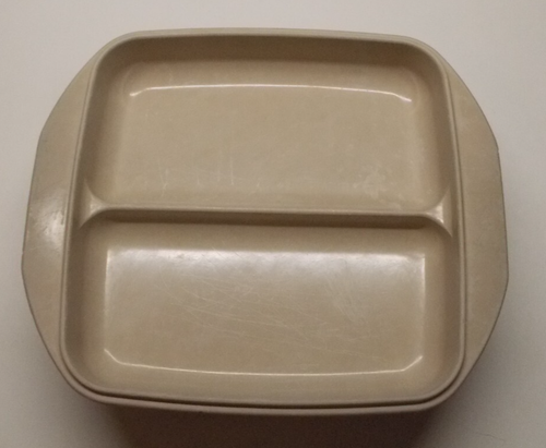 Anchor Hocking Microwave PM481/T1 One Quart Dish with Divided Lid - 第 4/7 張圖片