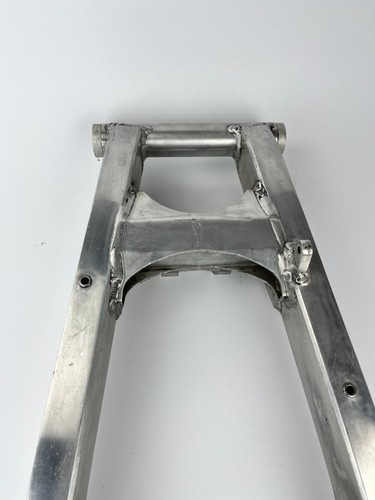 Yamaha FJ1200 Swing Rear Wheel Swing Arm Rear FJ1200 1XJ 1WH #25630 - Picture 17 of 18