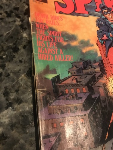 MAGAZINE THE SPIRIT #3 IN VG CONDITION WITH COVER AND SPINE BENDS COMPLETE - Picture 4 of 12