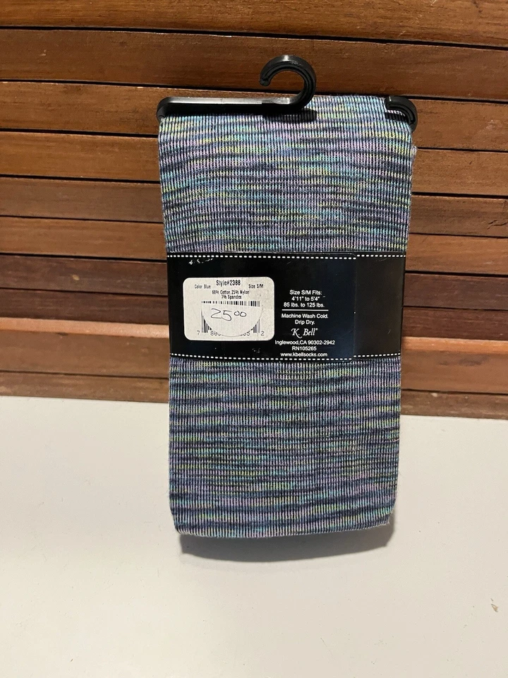 Medias para mujer K. Bell, arco iris/azul, talla S/M, mezcla de algodón Foto 3 de 4