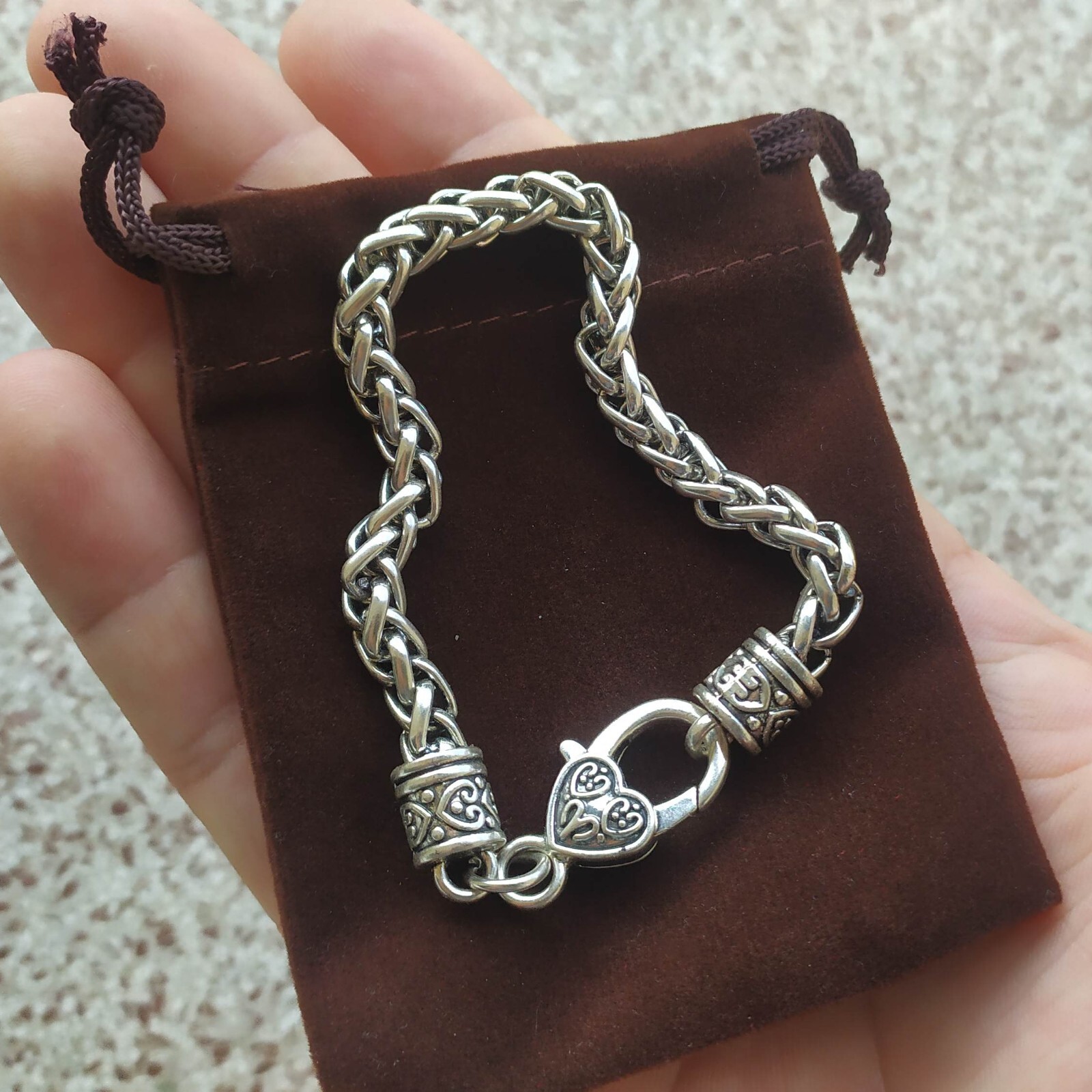 Bracelet Viking artefact en acier cadeau idéal pour homme passionné d'histoire