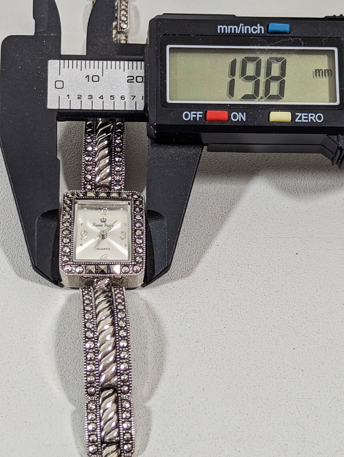 Premier Designs Silvertone Dial Rectangle Case Cl… - image 4