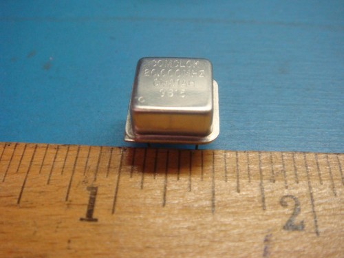 (5) COMCLOK CM21AH-20.000 20 MHz 5V 8 PIN HCMOS KRISTALL OSZILLATOR HALBE GRÖSSE - Bild 4 von 4