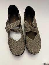 Bernie Mev Women  s EU 38 US 7 Bronze Metallic Woven Mary Jane Wedge Shoes