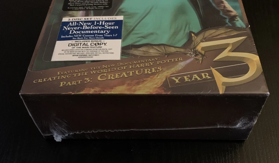 Harry Potter and the Prisoner of Azkaban Year 3 Ultimate Edition DVD Box Set - Image 2 of 4