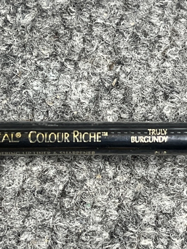 L'Oreal Colour Riche Lip Liner 773 TRULY BURGUNDY - Discontinued - 4 Pack - Image 2 of 4