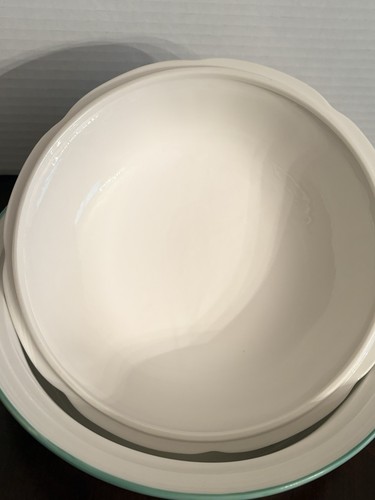 Villeroy & Boch LARGggFRENCH GARDEN FLEURENCE Charm Flat Covered Bowl Plum - Picture 6 of 7
