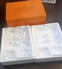2 x Veuve Clicquot Champagne  Flute  Boxed  New Unused Rare  19 cms Tall