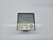 Yamatake sdc200 Temperature Controller sdc2005gc01a00001