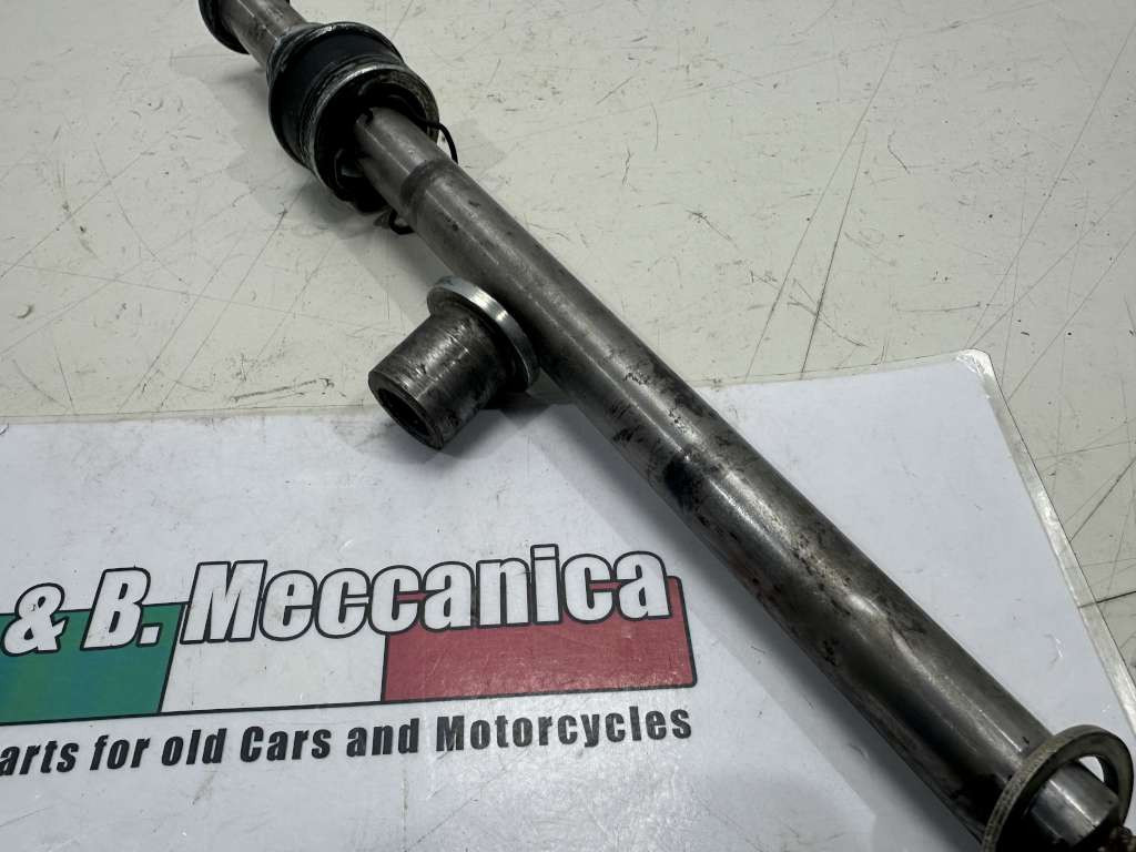 Rear Wheel Axle Kawasaki ZX 10 (SU1403) | eBay