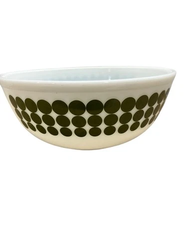 Vintage Pyrex White & Green Polka Dot Bowl #404 4 Quart Serving/Mixing Bowl