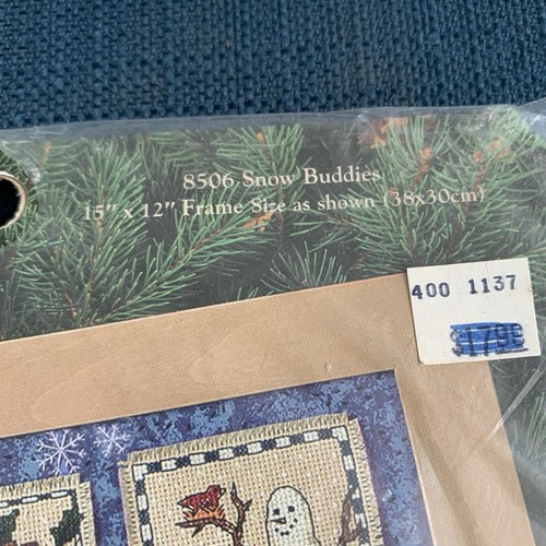 Dimensions Cross Stitch Kit Debbie Mumm Snow Buddies 8506 Snowman 1996 - Picture 4 of 9