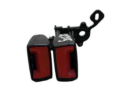 VW GOLF VII Variant BA5, BV5 Hintere mittlere Sitzschnalle 8V0857739A 30141197