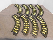 8 Pieces Tyco Ho Slot Car Curve Track Yellow Stripe 9 R 1/4 Circle B-5831