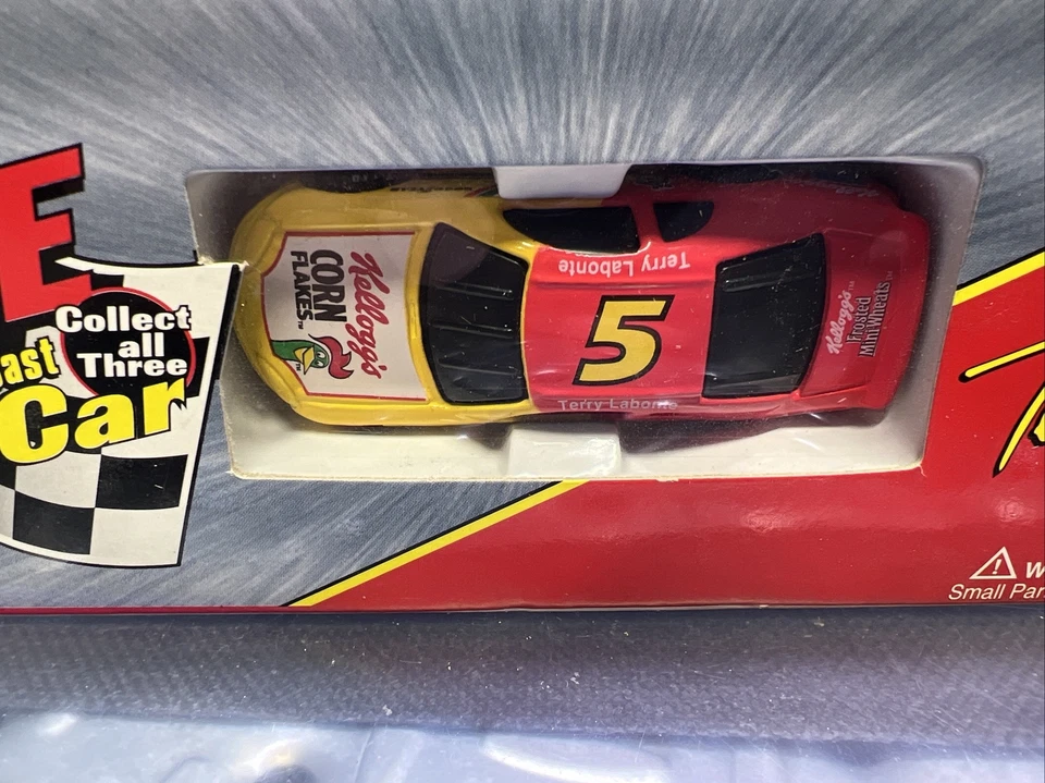 Kellogg's & Mars Nascar Mini-Car 1:64 Scale Die Cast Car 1997 Set Of Two - Image 2 of 4