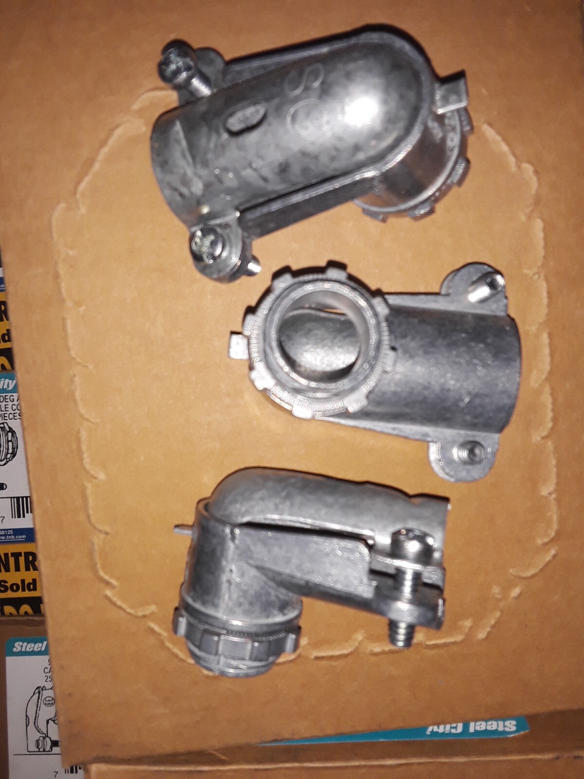 25 New XC291 THOMAS & BETTS 90° 1/2" Clamp Type Armored Conduit/Cable Connectors eBay