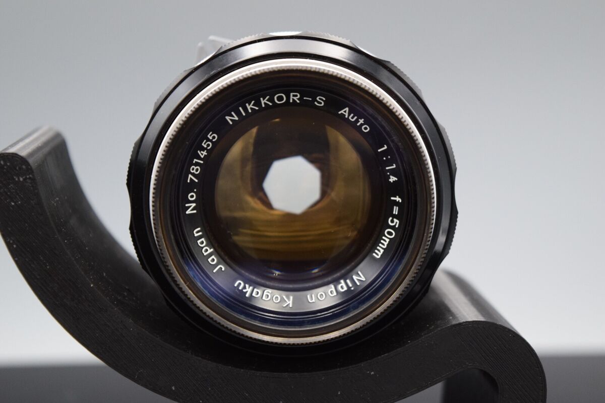Nikon F Photomic (Silver) w/ Nikkor-S 50mm f/1.4 Auto Lens Nikon F Photomic (Silver) w/ Nikkor-S 50mm f/1.4 Auto Lens