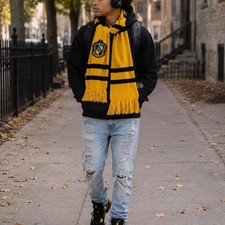 Cinereplicas Harry Potter Deluxe Hufflepuff House Scarf