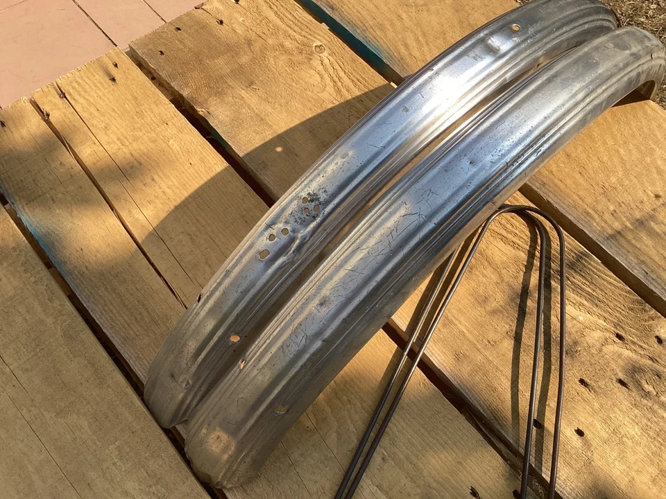 velo ancien garde boue super champion 650 - Photo 4/4