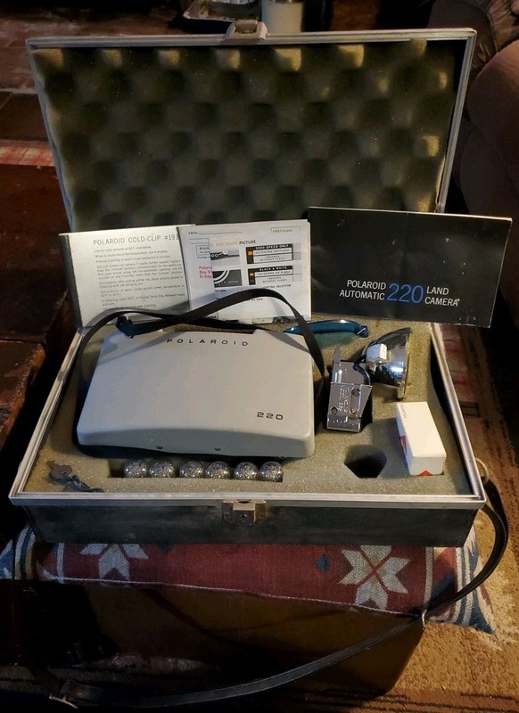 Polaroid Automatic 220 Land Camera 1967-69 Flash Manual Cold Clip Case Rem Shutr