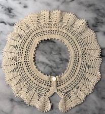 Removable Vintage Victorian Style Handmade Crochet Collar in Ivory 2
