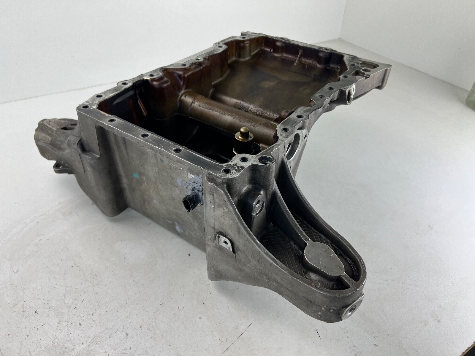 2014 - 2022 Maserati Ghibli QUATTROPORTE S Q4 3.0 V6 M156 AWD Engine Oil Pan OEM