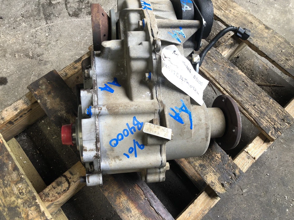 Mazda B4000 02 B3000 2002 2003 caja de transferencia 4x4 Warner 1354 Foto 2 de 4