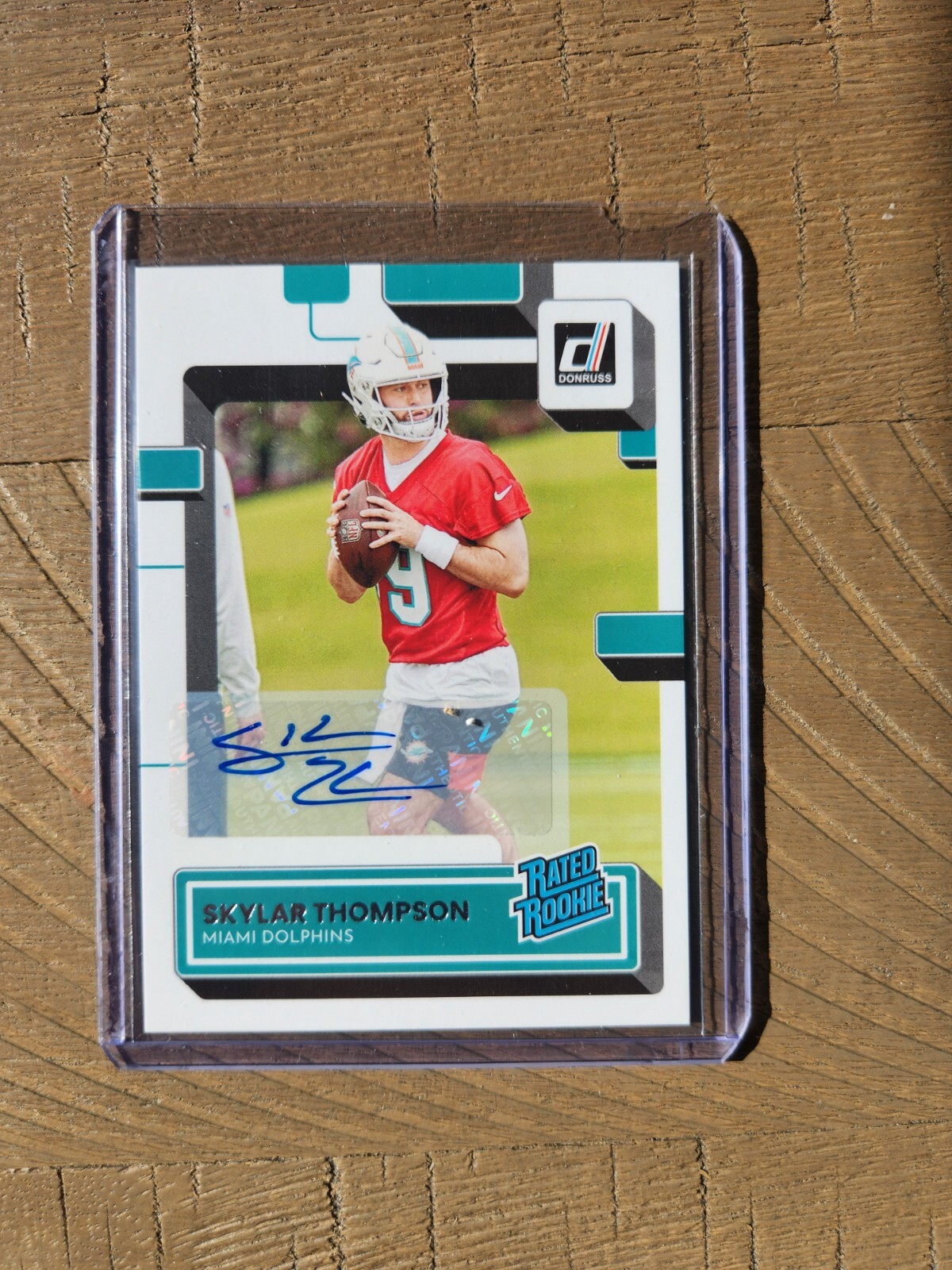 2022 Donruss Skylar Thompson #375 Rated Rookie Auto Miami Dolphins RC
